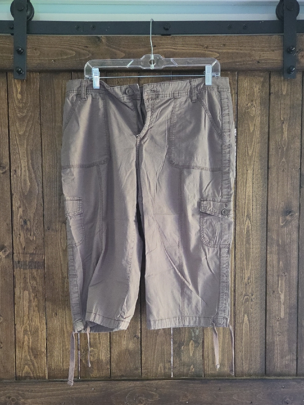 St. John's Bay Brown Cargo Capris